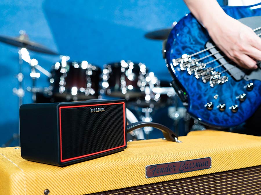 NUX Mighty Series wireless rechargeable stereo guitar amplifier 10 watt